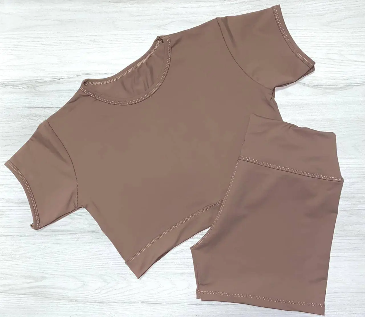 Short + Crop Top Nylon Unicolor - Vista 2