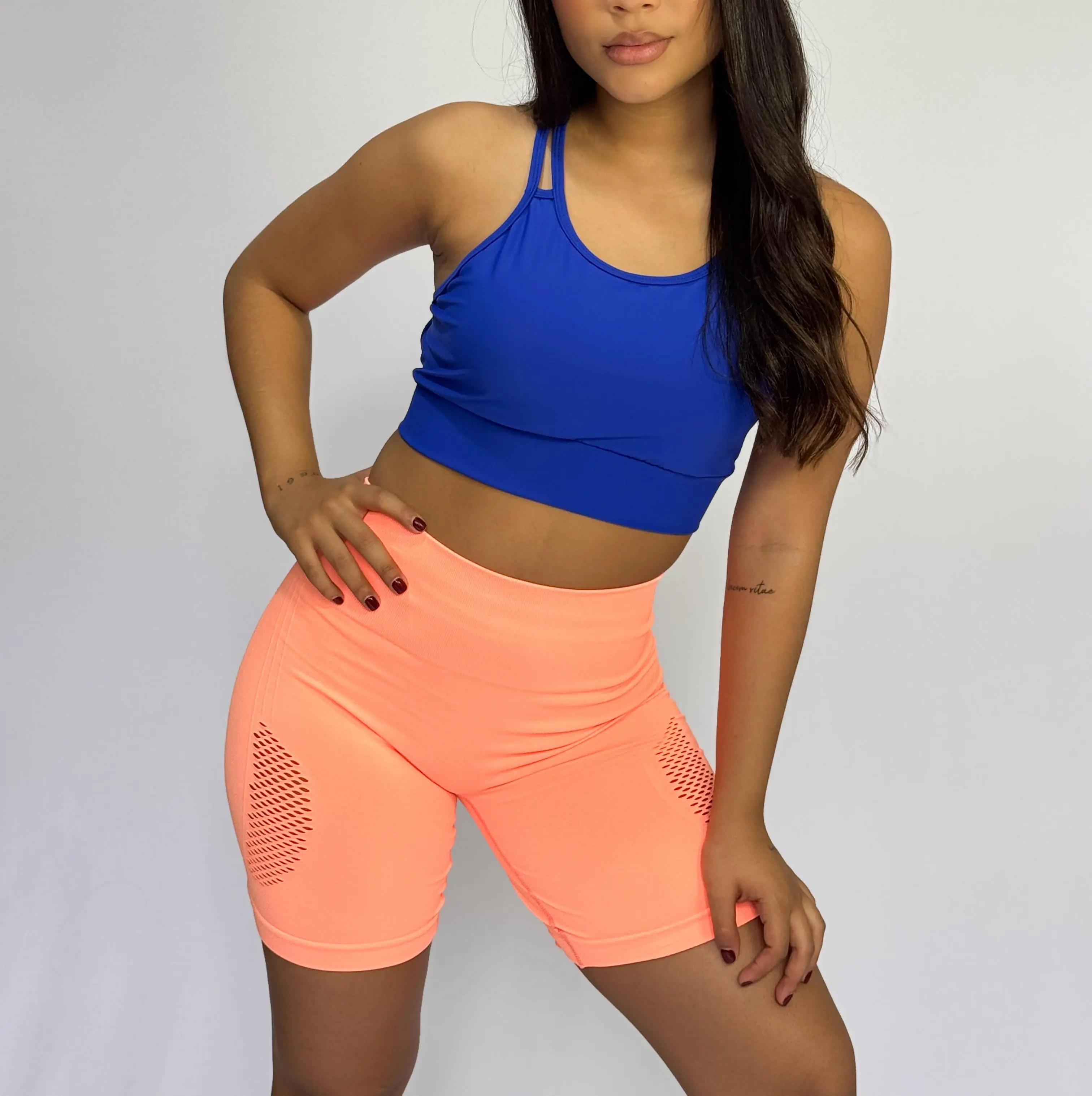 Short (Solo) Seamless Push Up - Vista 8